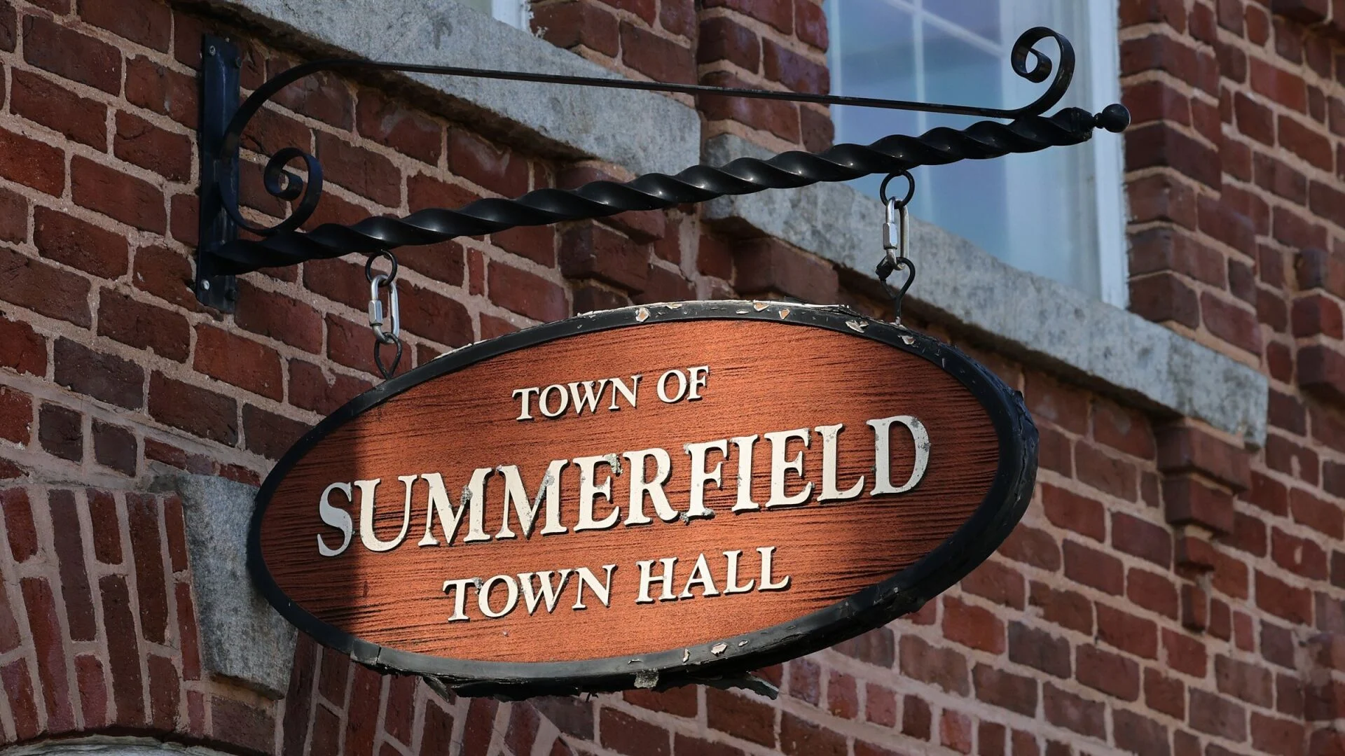 A sign on Summerfield Town Hall